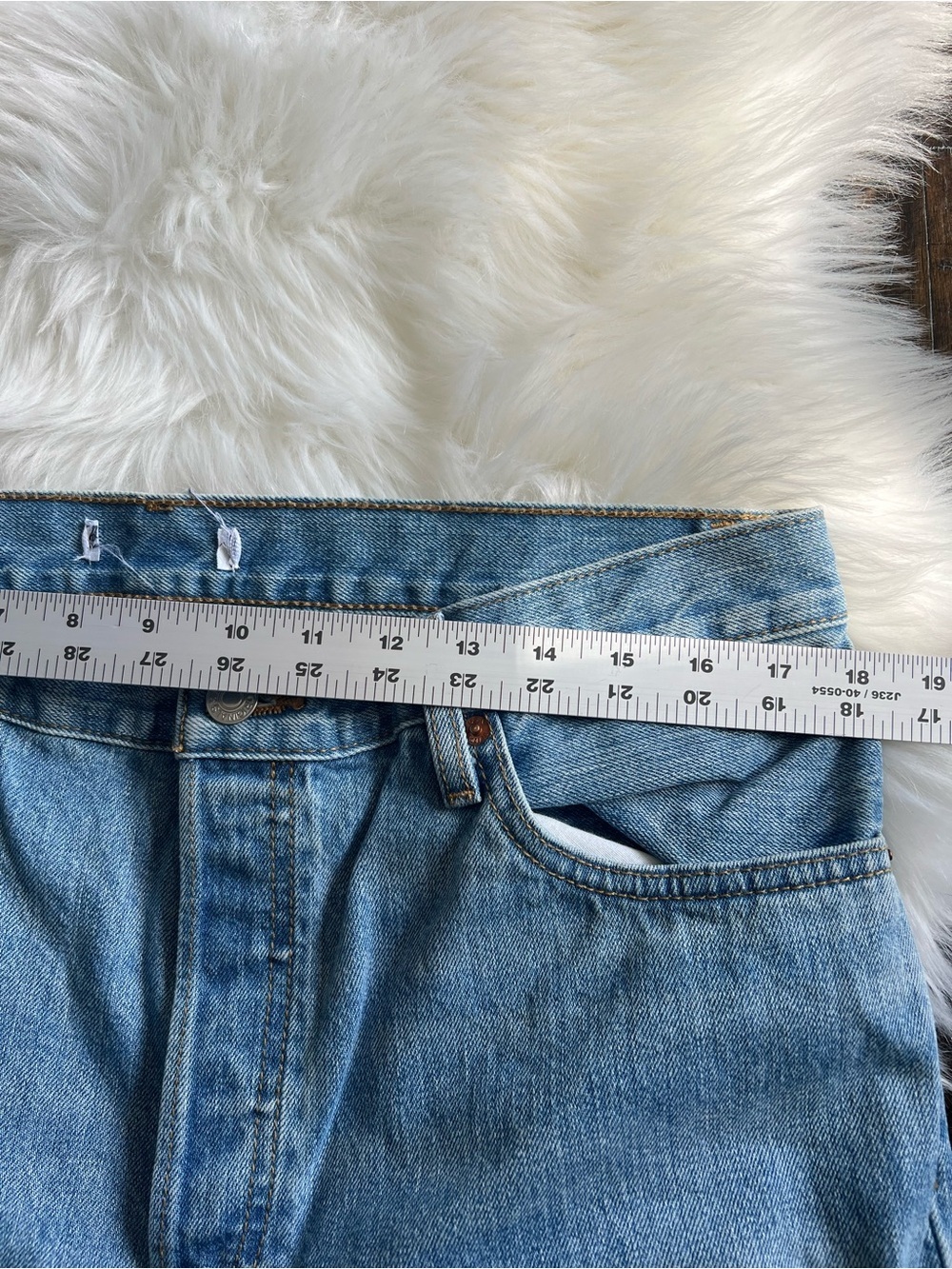 Re/Done Classic Light Blue Straight-Leg Jeans see pictures for measurements - Picture 4 of 13